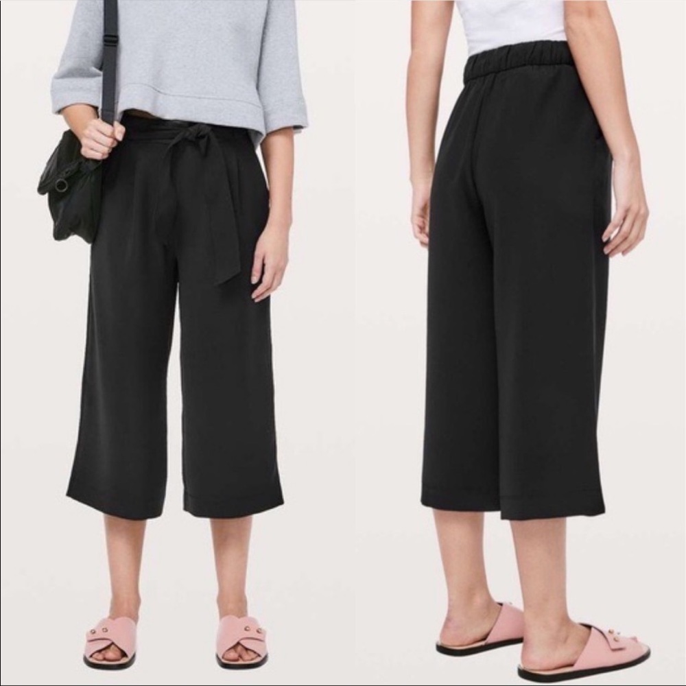 Lululemon Noir Crop Tie Waist Pants SZ 6 VGUC